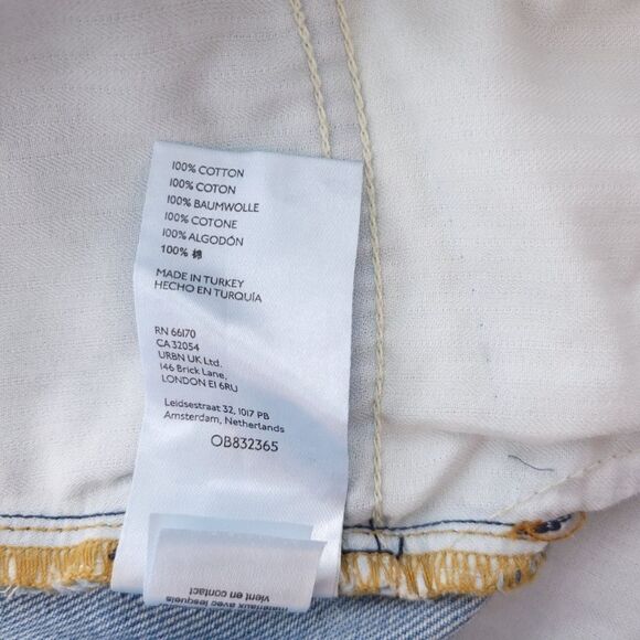 We The Free Maggie Mid Rise Straight Leg Distressed Light Stone Wash Size 28 - Picture 7 of 9